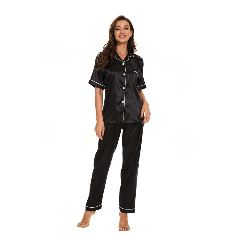 Dames PartyPyjama™ set voor ultiem comfort en ontspanning.