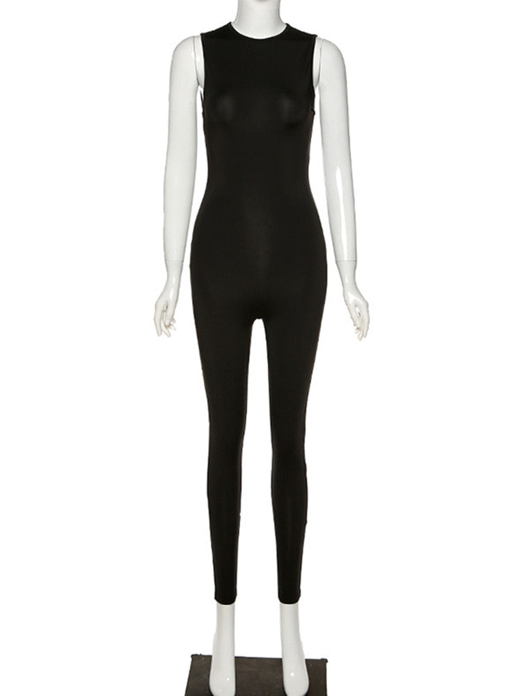 Dames sportjumpsuit met lange mouw; skinny pasvorm en stretch voor optimale prestaties en comfort.