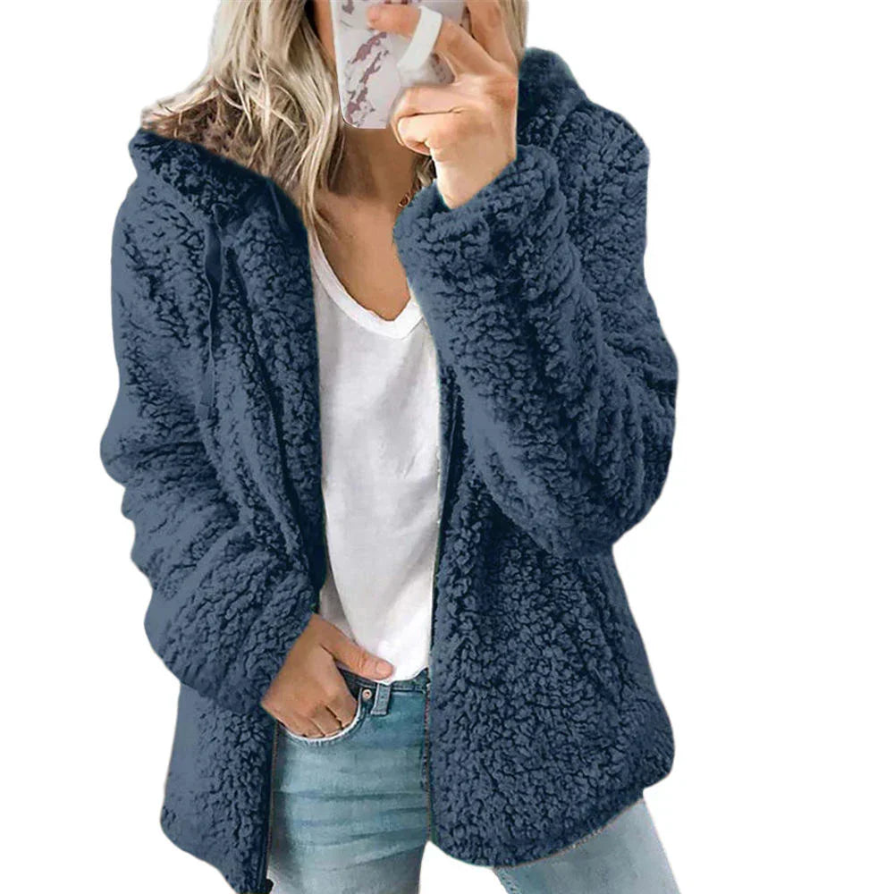 Comfortabele dames pluche hoodie met ritssluiting, heerlijk zacht en warm voor herfst en winter.
