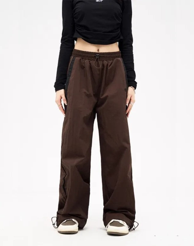 Baggy dames joggingbroek voor ultiem comfort. Losse pasvorm, hoge taille, geschikt voor sport en vrije tijd.