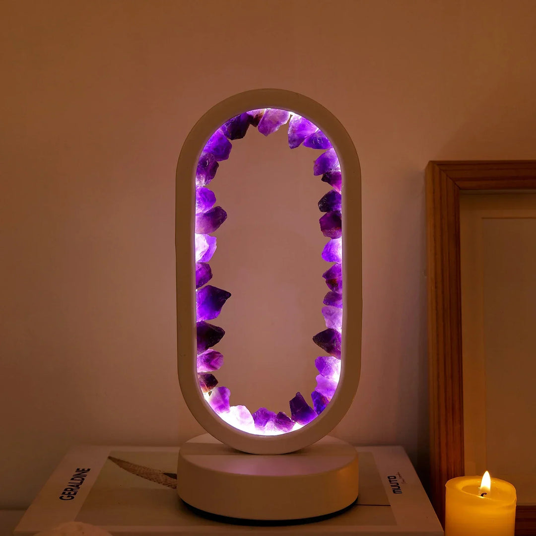 Verlichte AuraStone amethist lamp, paarse gloed met zachte celestiet, kalmerende sfeermaker.