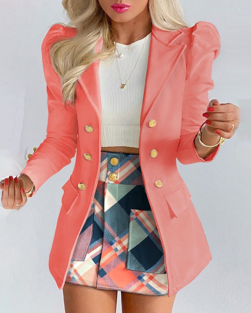 Zakelijke dameskleding: Kyara 2-delige blazer & rok set, ideaal voor kantoor of stijlvolle meetings.