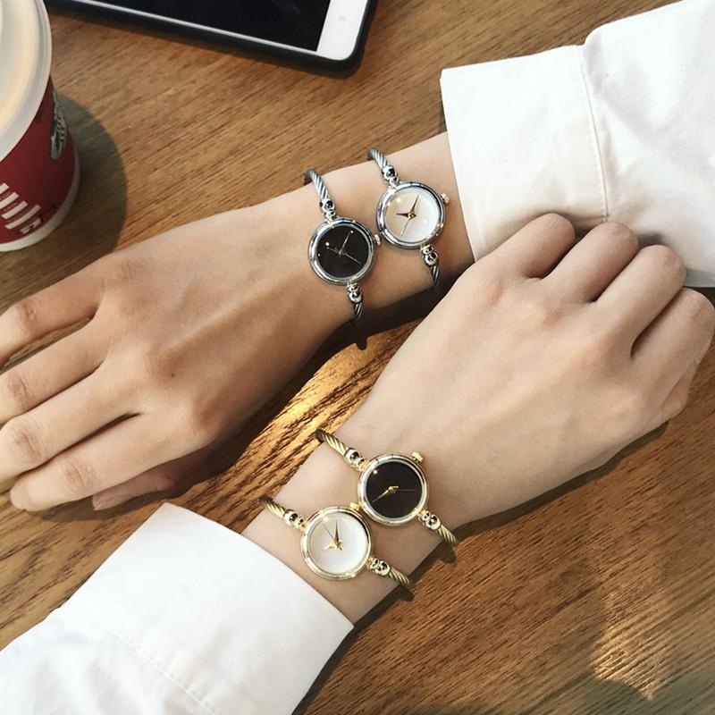 Veelzijdig ClassyWatch™ dameshorloge. Elegant en klassiek polshorloge, ideaal voor dagelijks gebruik of speciale momenten.