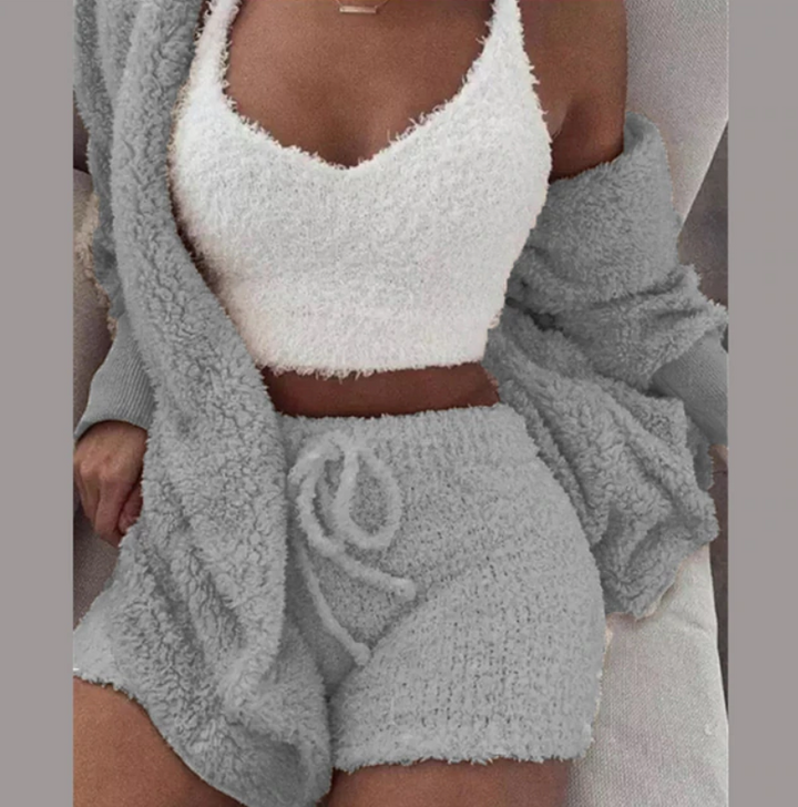 Stijlvol dames comfortpak in effen kleur, perfect voor een trendy casual look.