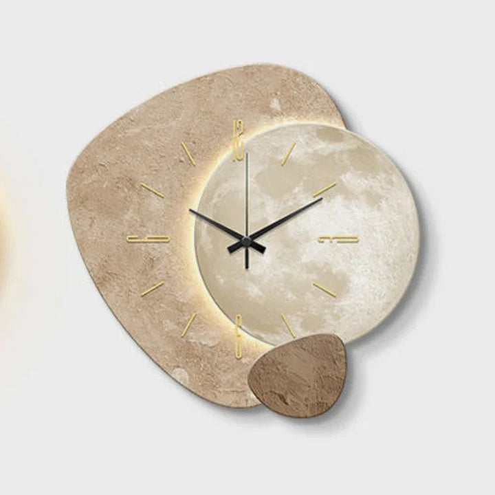 Eenvoudige, stijlvolle Scandinavische wandklok, minimalistisch design voor rustige woondecoratie.