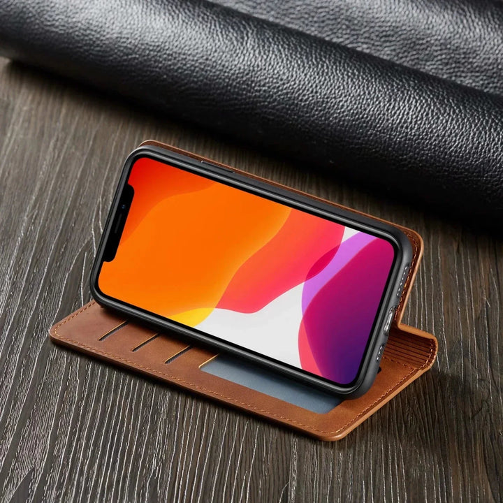 GripFold luxe leren iPhone hoesje. Magnetisch ontwerp voor complete bescherming en een stijlvolle grip.