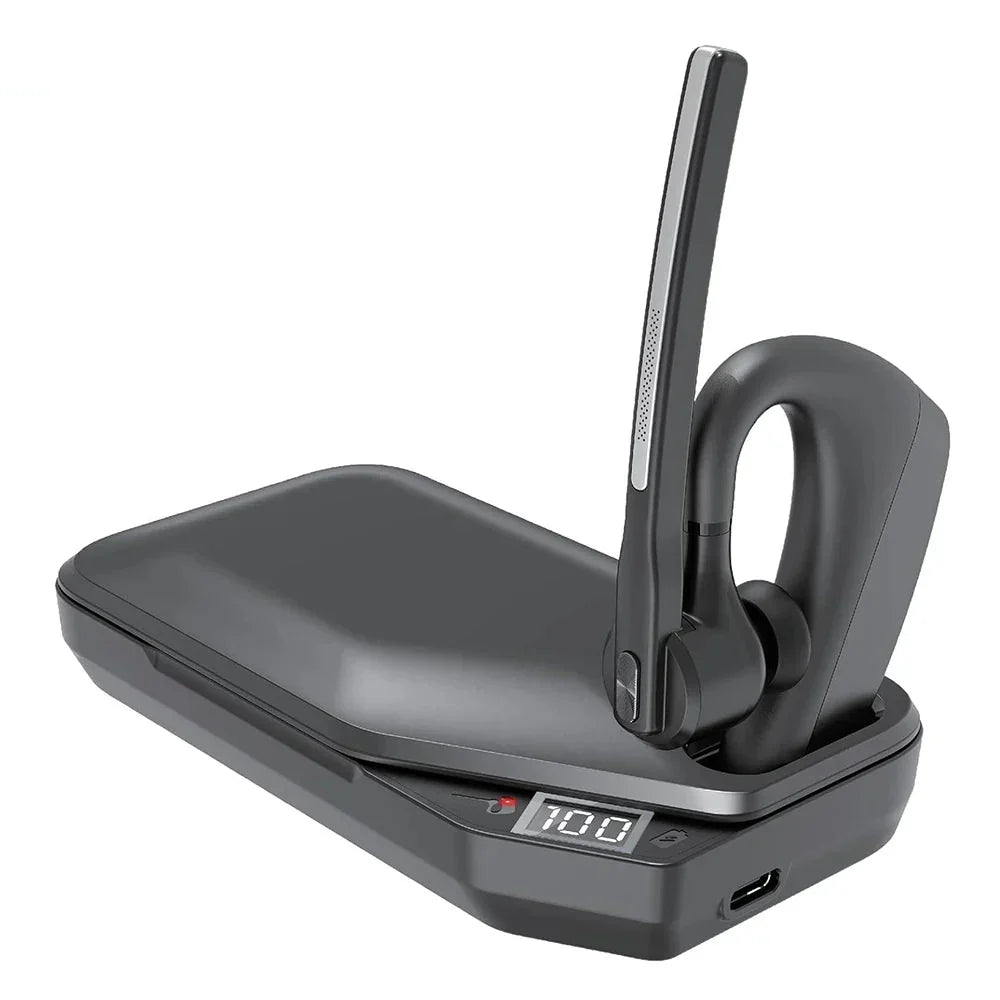 Detail van Orivo draadloze headset, toont verstelbare microfoonarm voor optimale spraakopname en comfort.
