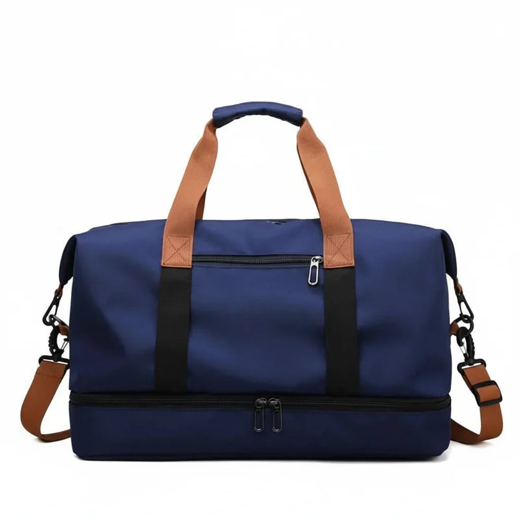 Ruime fitness tas met trolleyband, apart schoenenvak en natcompartiment, perfect voor georganiseerde sporters.