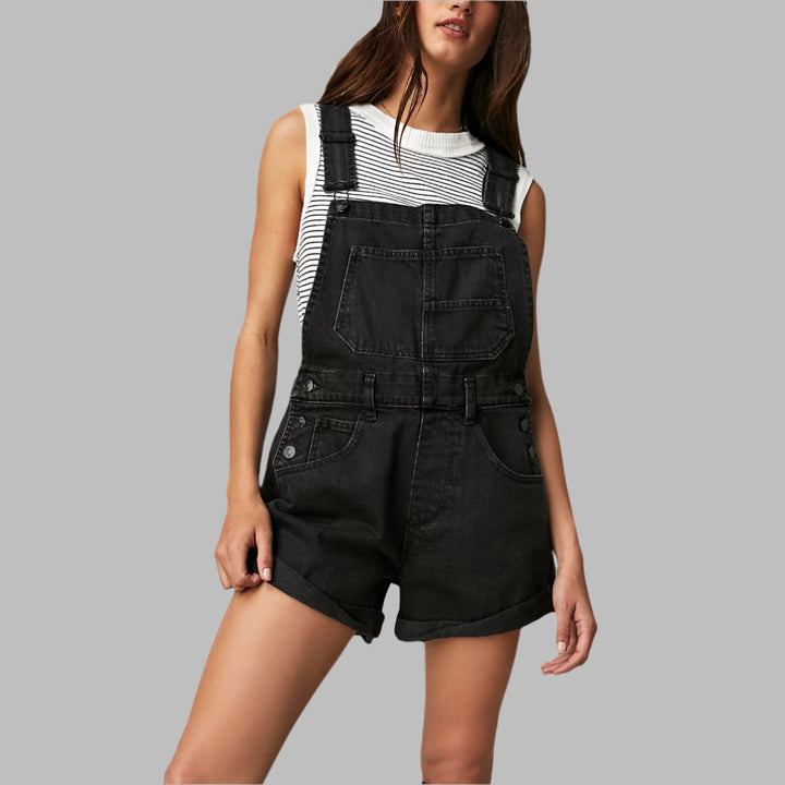 Stijlvolle dames jumpsuit van denim stof, mouwloos ontwerp. Ideaal als eendelig zomerkledingstuk.