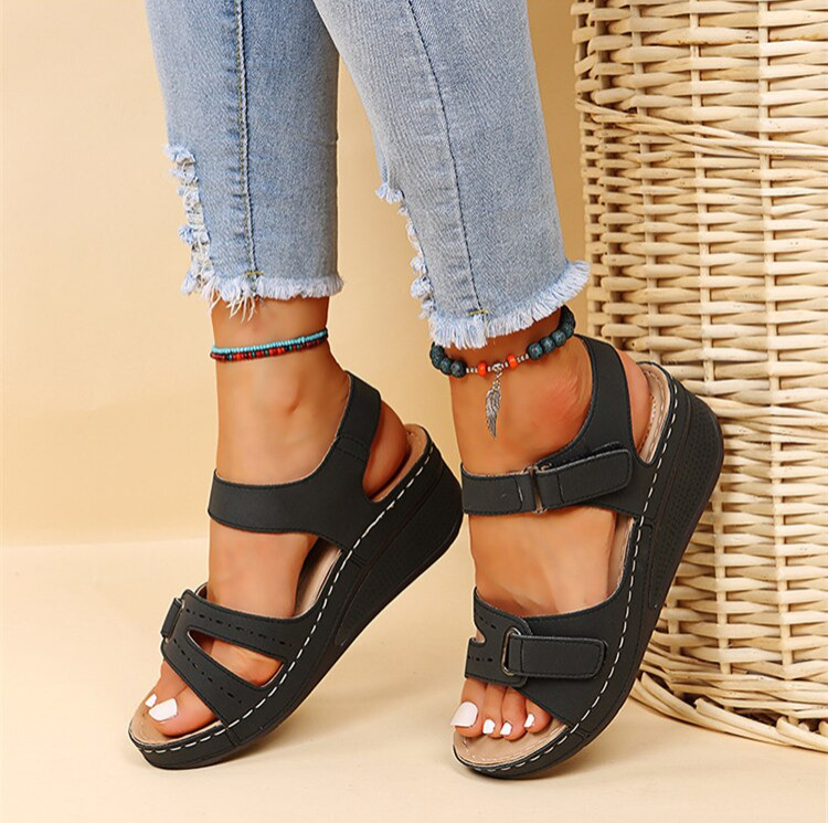 Dames orthopedische sandalen, comfortabel en stijlvol voor optimale voetondersteuning.