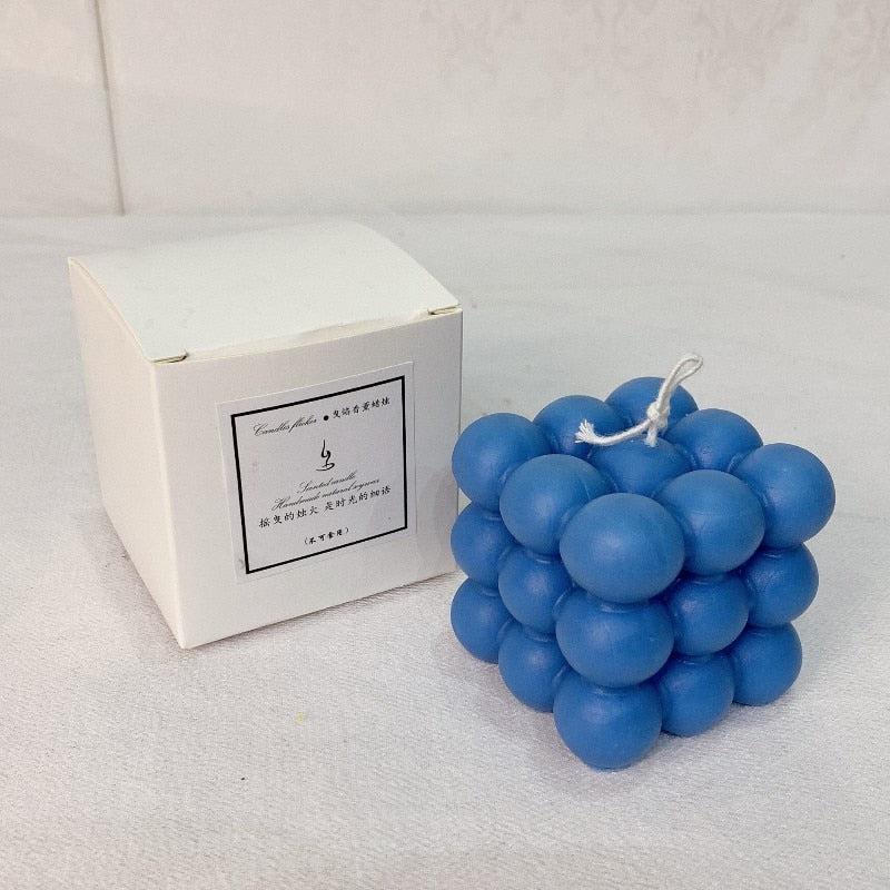 Design interieurkaars met bubbelstructuur, een eyecatcher op tafel of vensterbank als decoratie.