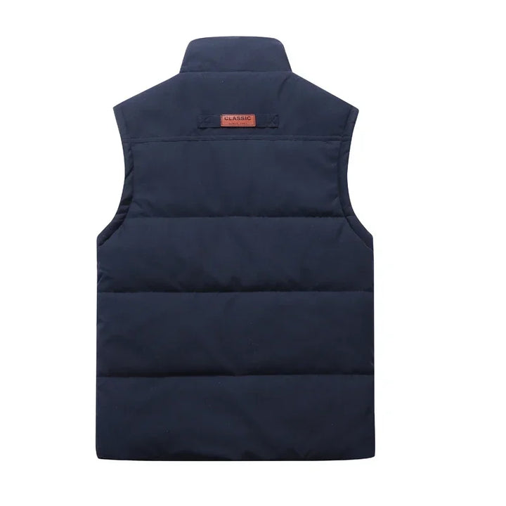 Stijlvolle Liam heren bodywarmer, comfortabel en lichtgewicht mouwloos vest. Essentiële casual herenkleding.