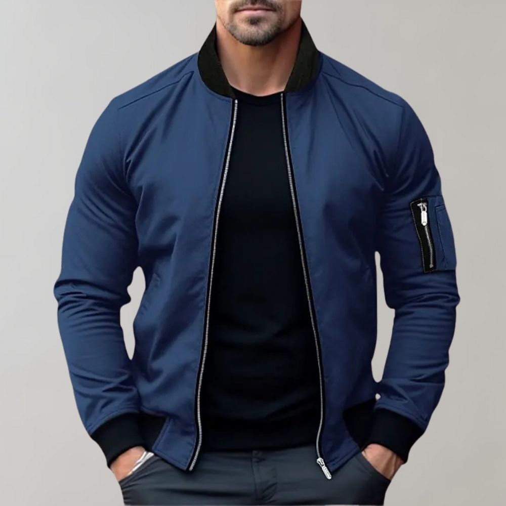 Comfortabel Hoymans polyester heren bomberjack, perfect als lichtgewicht jas voor casual outfits.