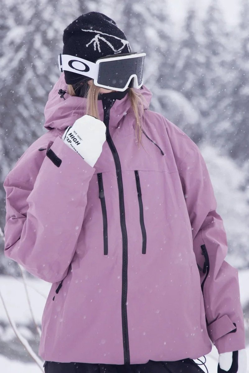 Ga comfortabel de piste op met ski- & snowboardjas Jesse. Warme, weerbestendige winterjas voor actieve sporters.