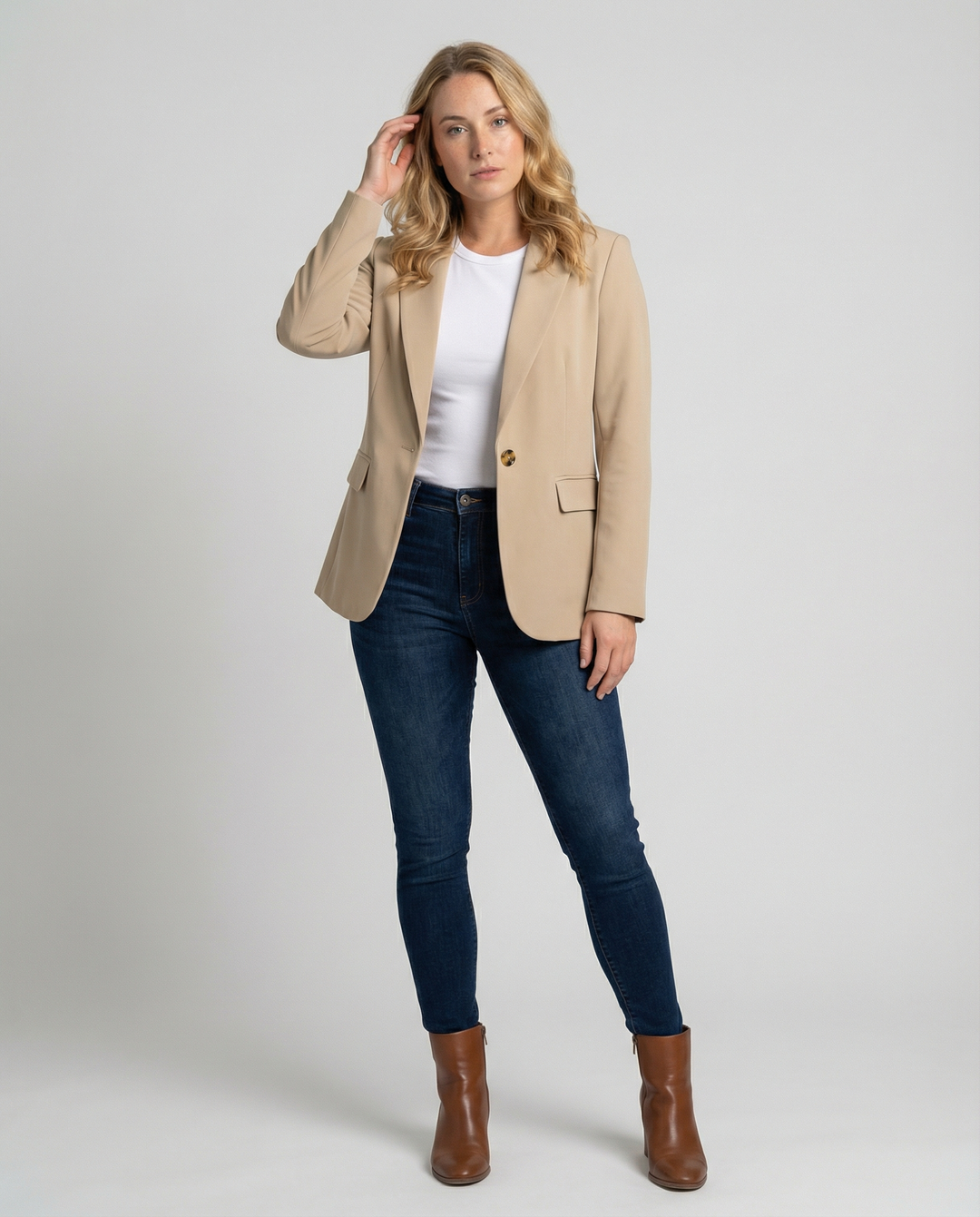 Casual dames blazer met getailleerde pasvorm en knoopsluiting, comfortabel en modieus.