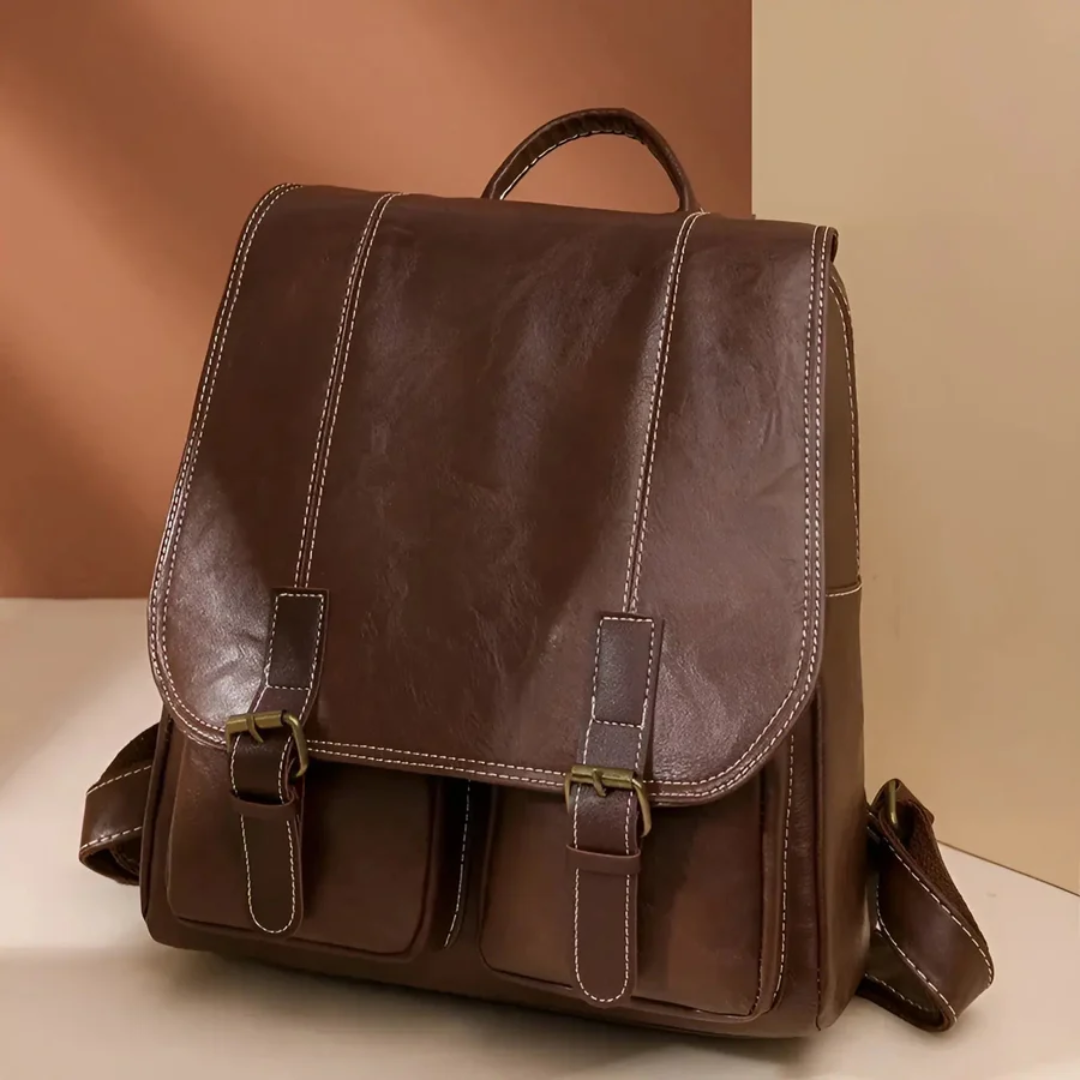 Uniseks vintage stijl rugzak RetroTrail in bruin, ideaal als duurzame schooltas of werktas. Tijdloos en praktisch.