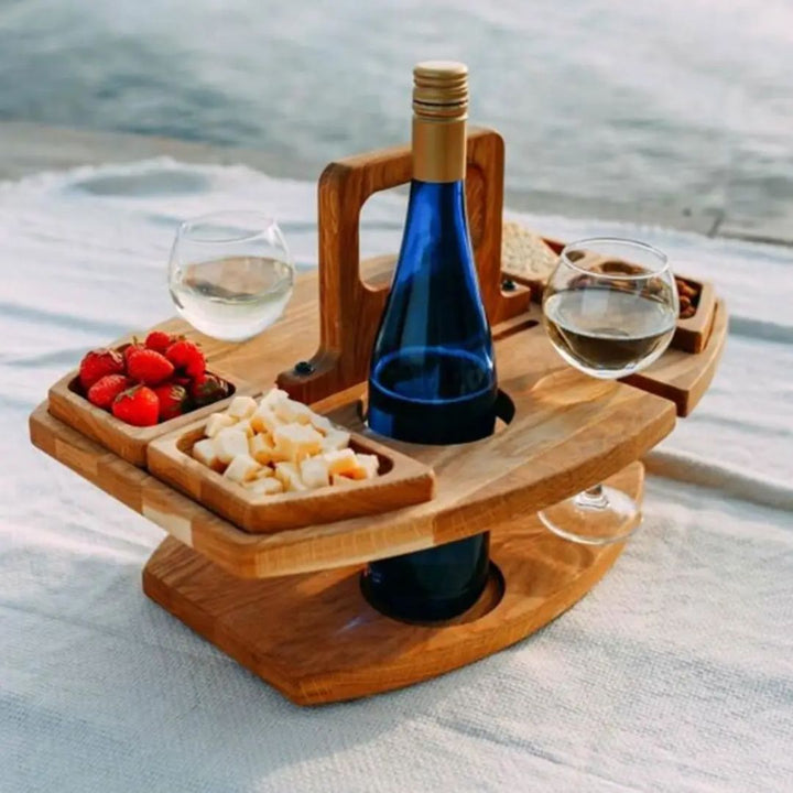 Draagbare opvouwbare picknick wijntafel voor buiten; ideaal voor park, strand of tuin met wijnglazen en snacks.