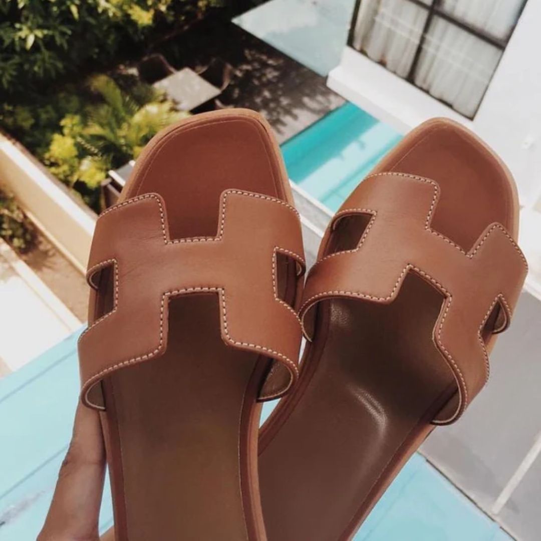 Stijlvolle Cora dames sandalen, veelzijdige open schoenen voor de zomer. Combineer comfort met een trendy look.
