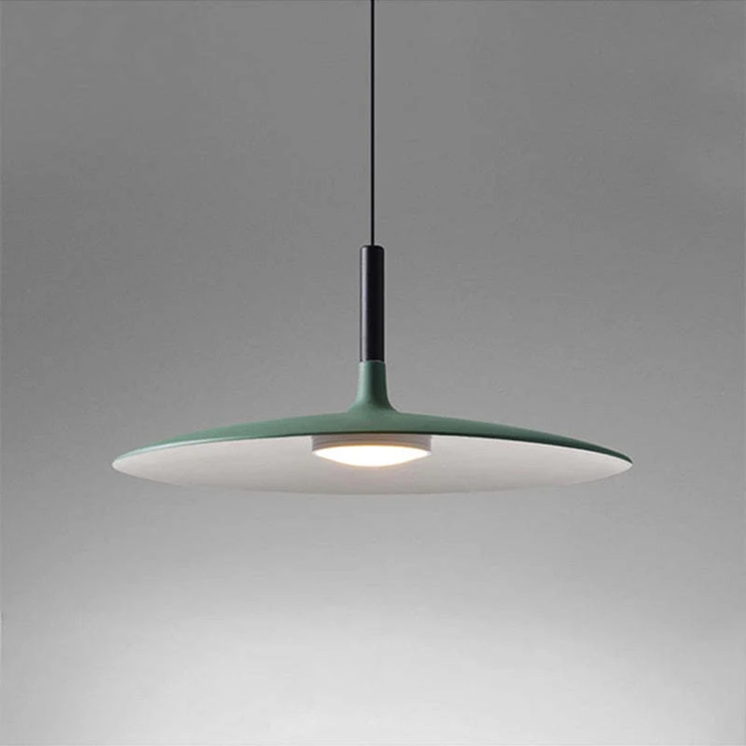 Lange AuraPan LED hanglamp voor sfeervolle en energiezuinige verlichting in elke woonruimte.