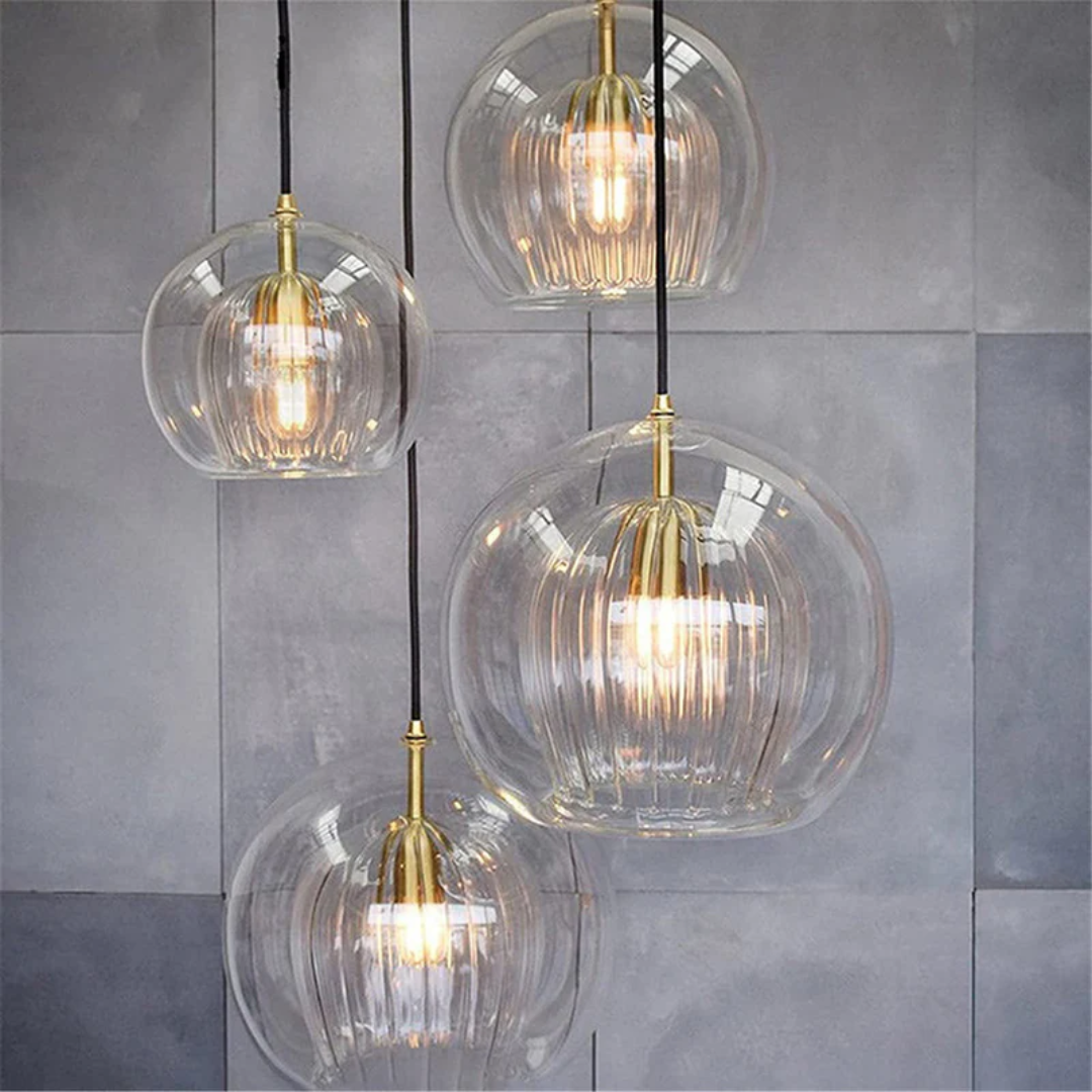 Verstelbare Aurora Sphere LED hanglamp, een eyecatcher in elk modern interieur.