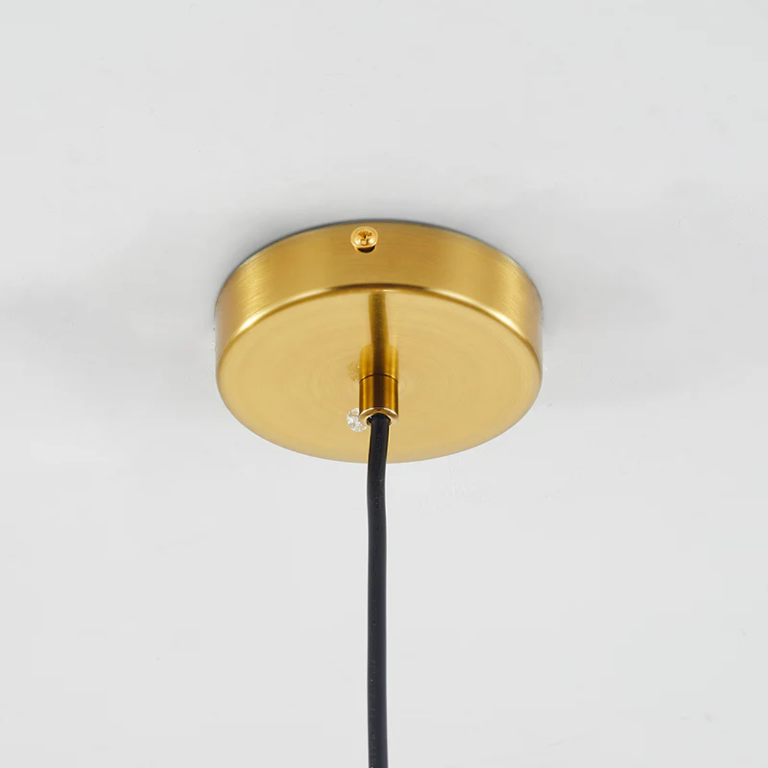 Moderne bolvormige LED hanglamp Aurora Sphere, sfeervolle verlichting voor woonkamer.