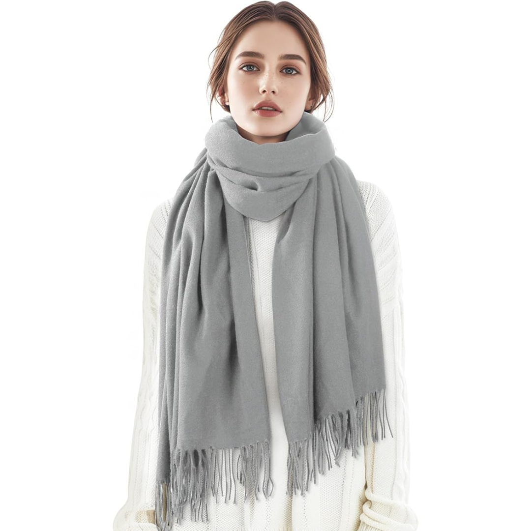 Luxe kasjmier wintersjaal Martha, perfect cadeau voor dames. Warm, zacht en elegant.