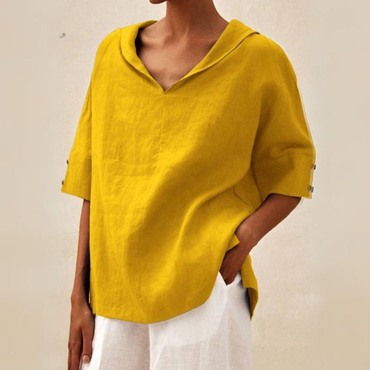 Veelzijdig casual V-hals damesshirt; een comfortabele en modieuze top voor diverse dagelijkse outfits.