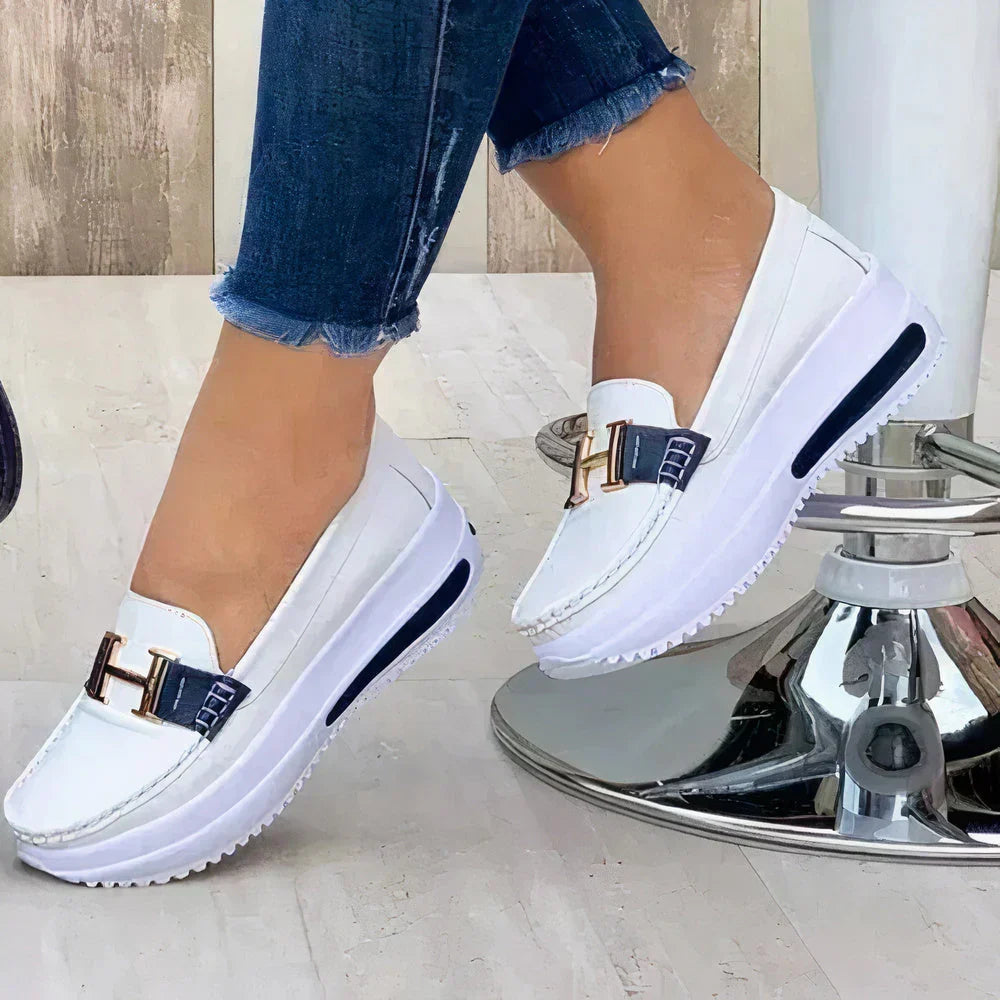 Ademende dames orthopedische zomerschoenen met ondersteuning en slipvaste zool voor comfort.