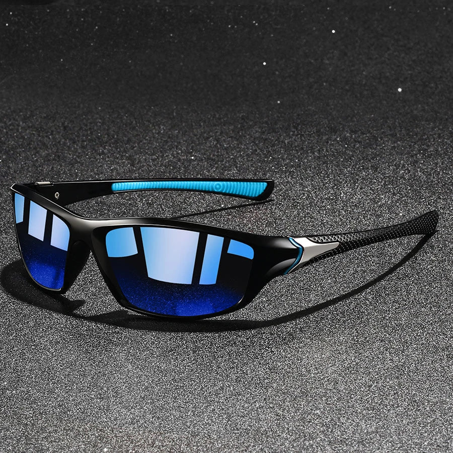 Heren Darius zonnebril: blauw gespiegeld, sportief, UV-bescherming. Ideaal voor outdoor vrijetijd.
