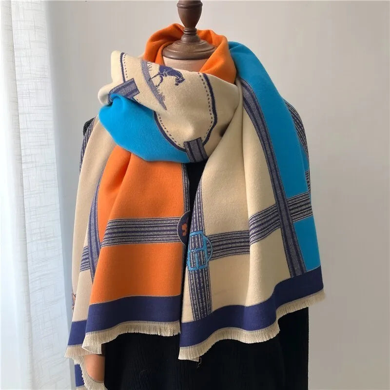 Stijlvolle dames kasjmier sjaal, ultrazacht en warm. Een tijdloos en comfortabel accessoire.
