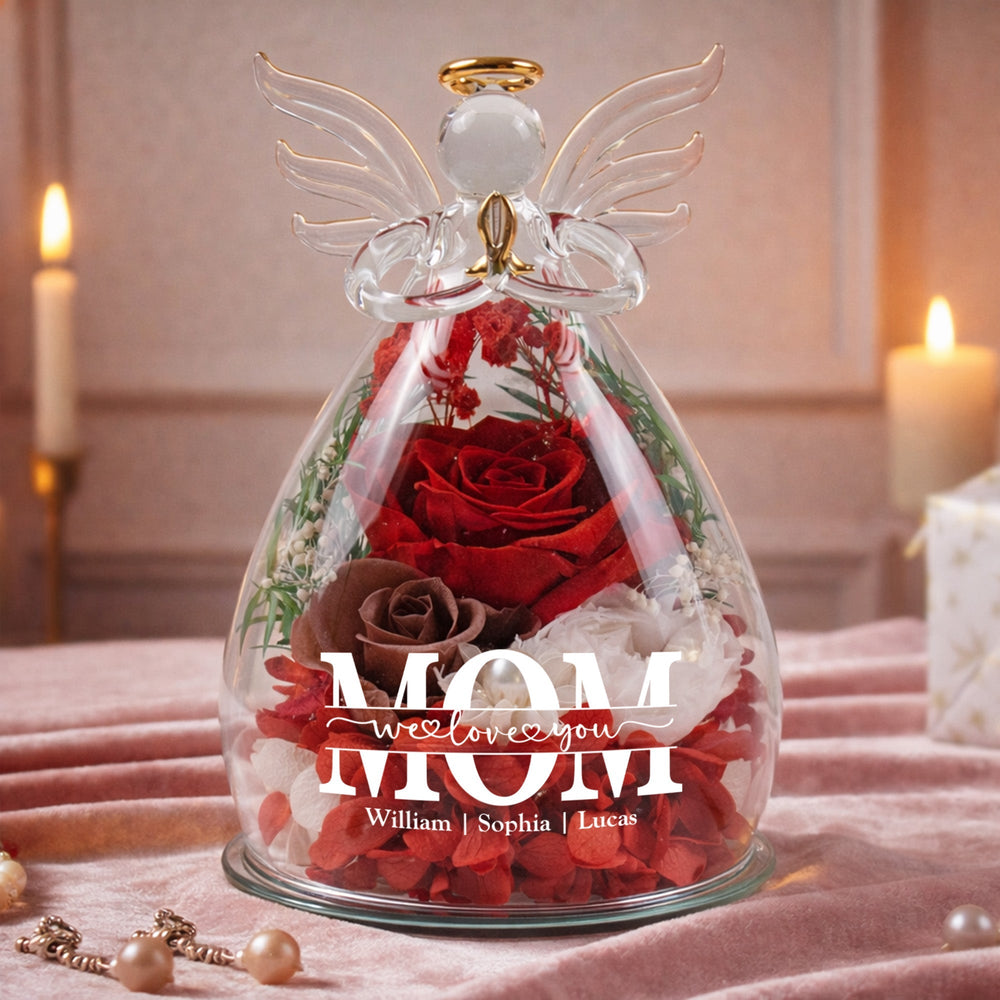 Elegante glazen engel met eeuwig bloeiende roos, een sentimenteel geschenk en woondecoratie.