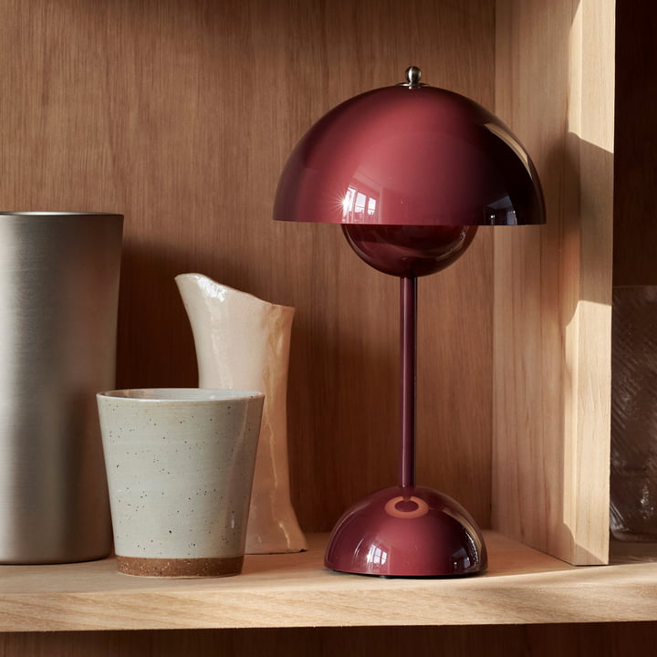 Unieke MoonGlow designlamp, perfecte decoratie voor woonkamer of kantoor.
