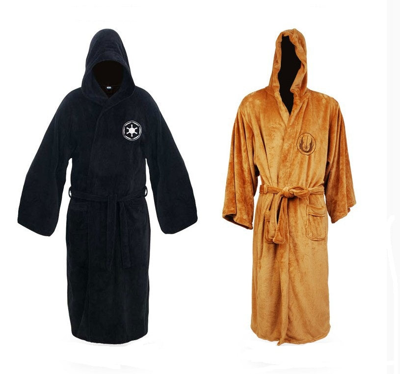 Lange, zachte heren flanellen badjas, perfect als comfortabel huispak of absorberende ochtendjas.