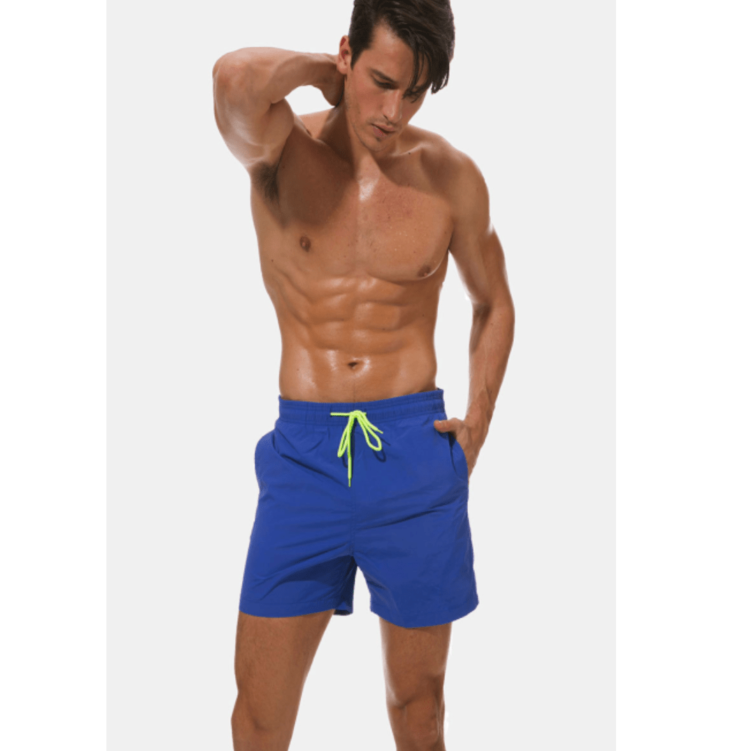 Detail van stof sneldrogende heren zwemshorts; ademend en comfortabele pasvorm voor de zomer.