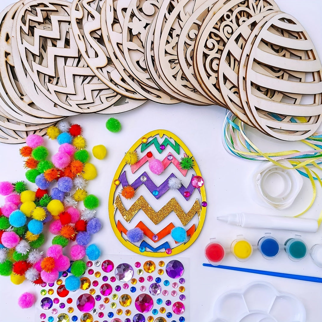 Plezierige DIY paasei knutselset voor Pasen. Kinderen versieren kleurrijke houten eieren voor vrolijke decoratie.