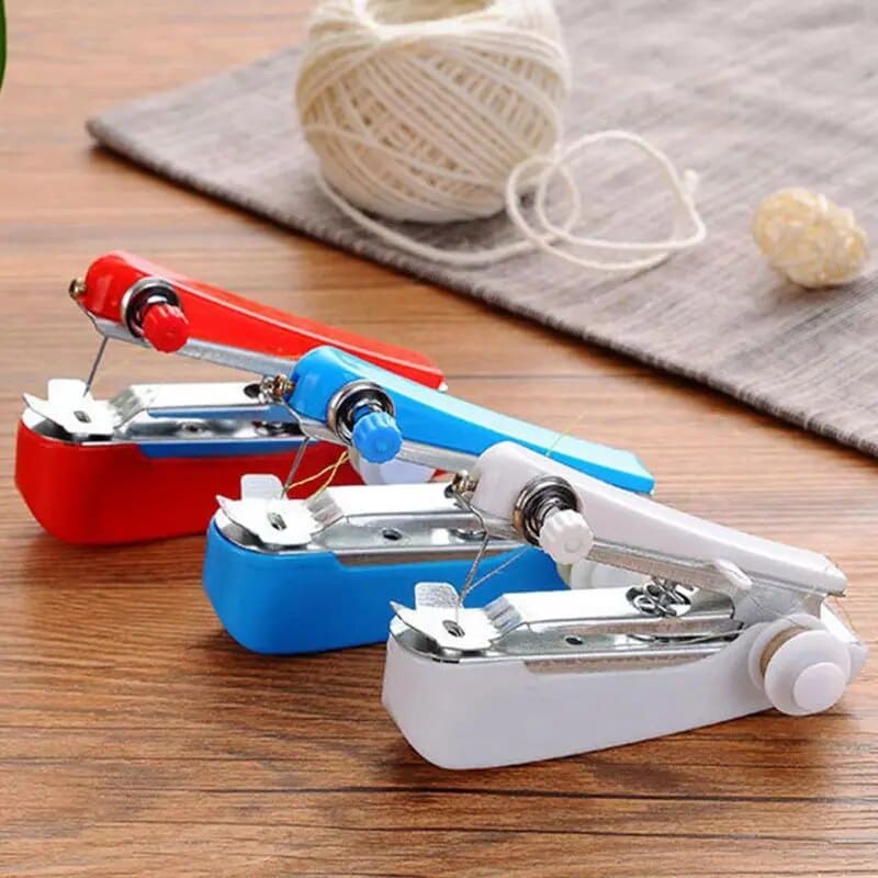 Compacte naaimachine perfect voor beginners en kleine naaiwerken. Eenvoudig in gebruik voor hobby en creativiteit.