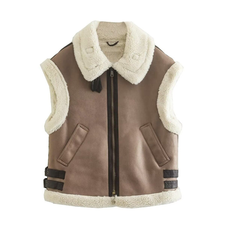 Dames leren bodywarmer: stijlvol zwart kunstleer vest met warme fleece voering voor de winter.