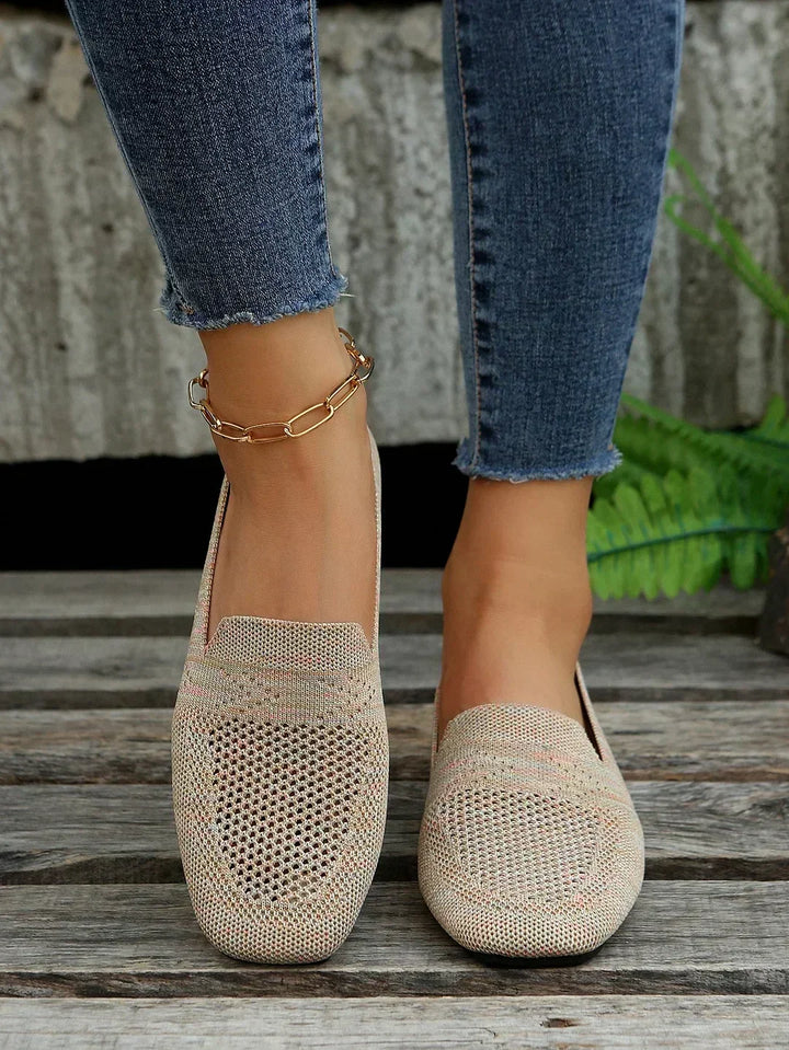 Isabella dames comfort schoenen: plat, antislip en orthopedisch voor actieve dagen.