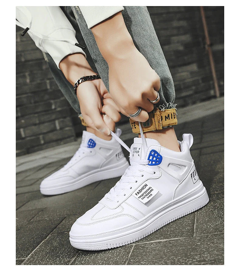 Trendy casual sneakers Dean, verrijk je herenschoenen collectie met deze comfortabele optie.