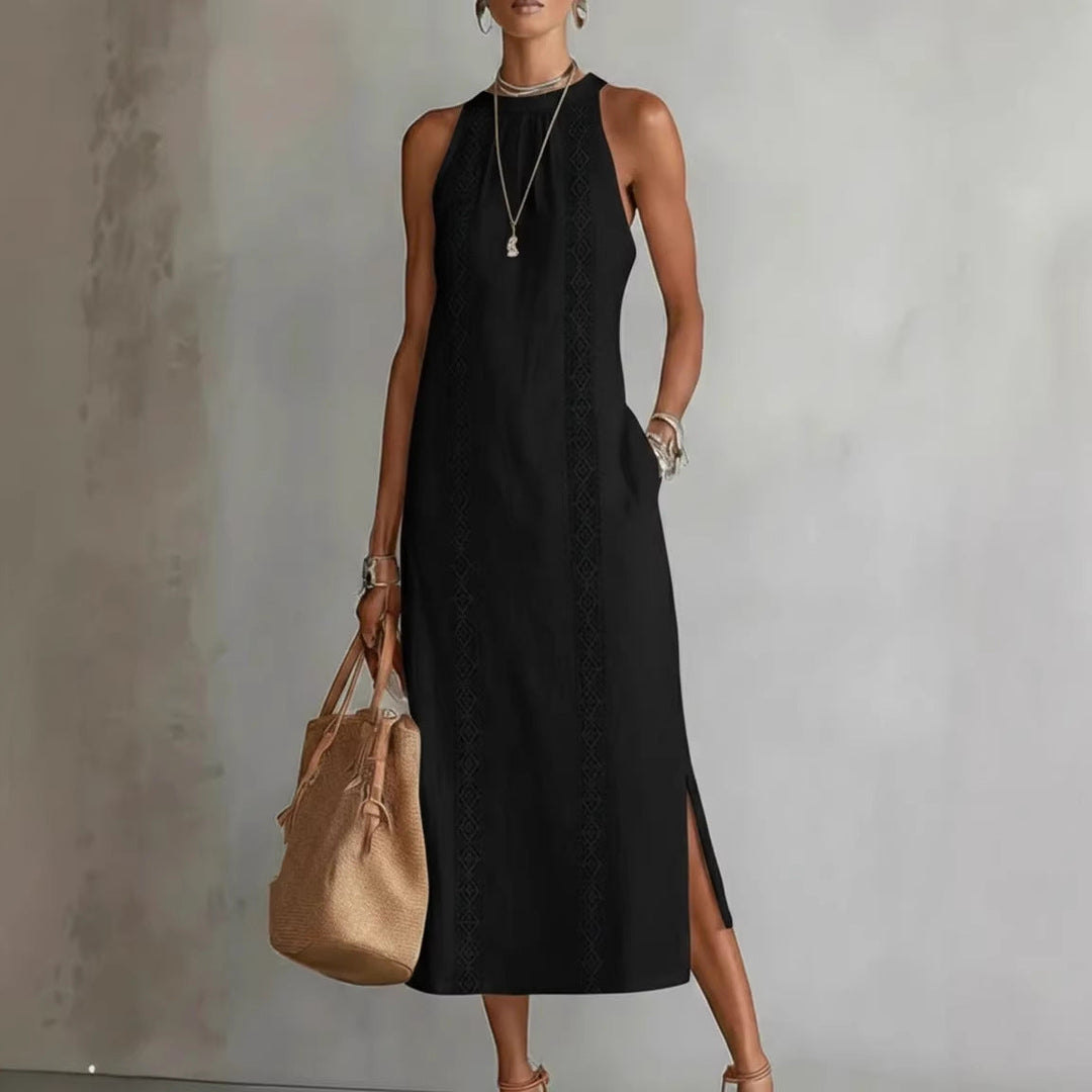 Veelzijdige dames zomerjurk met halternek en kanten patchwork. Geschikt als casual jurk of vakantiejurk.