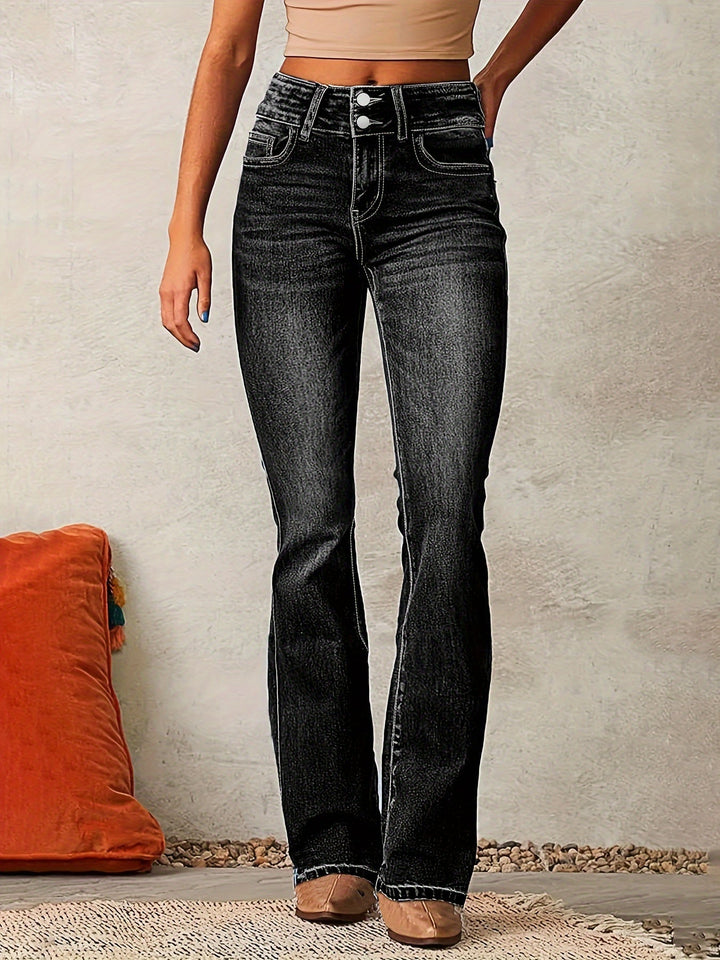 Moderne dames flared jeans met hoge taille en retro uitstraling, ideaal voor een trendy casual mode statement.