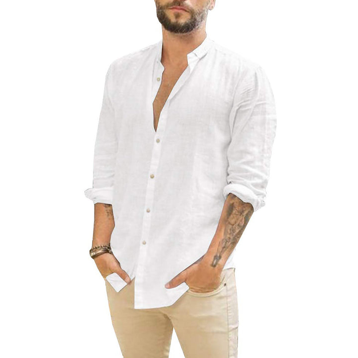 Ademend en comfortabel effen linnen overhemd voor heren. Perfecte top voor warme dagen.