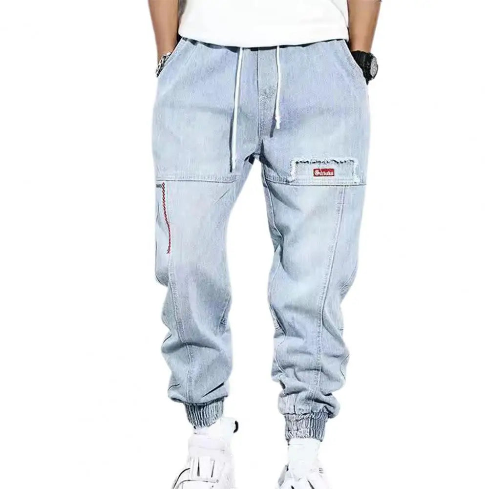 Heren slim fit stretchbroek voor elk seizoen. Comfortabele en casual jeans met optimale bewegingsvrijheid.