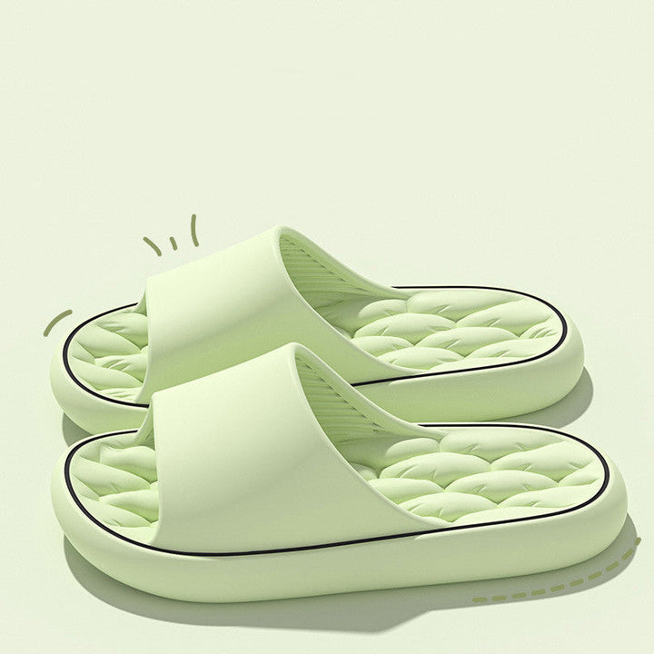 Ergonomische uniseks slippers met dikke, ondersteunende zool voor optimaal comfort en veiligheid.