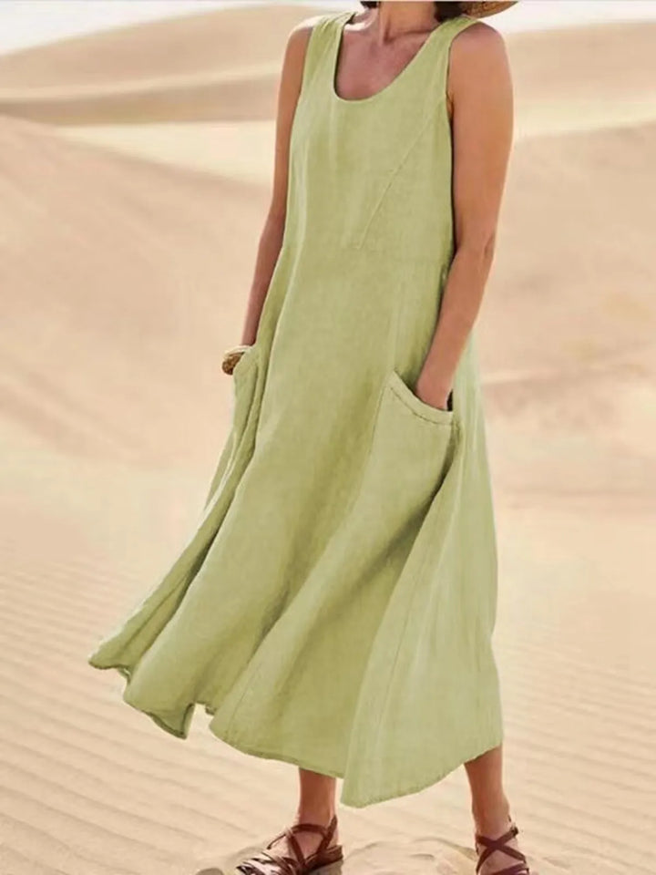 Dames mouwloze zomerjurk met zakken, ideaal voor een casual zomerlook.