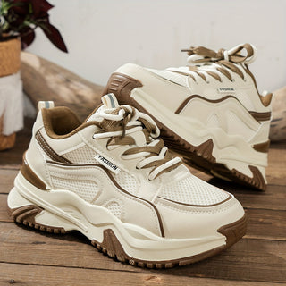 Dames sneakers Romi met hoge zool en plateauzool, de perfecte mix van sportief en stijlvol.