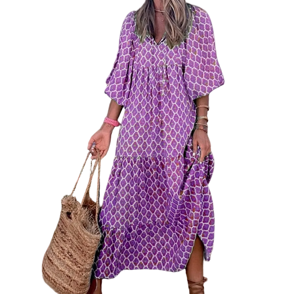 Modieuze dames strandjurk, bohemien maxi-jurk met V-hals en korte mouwen. Comfortabel en stijlvol.