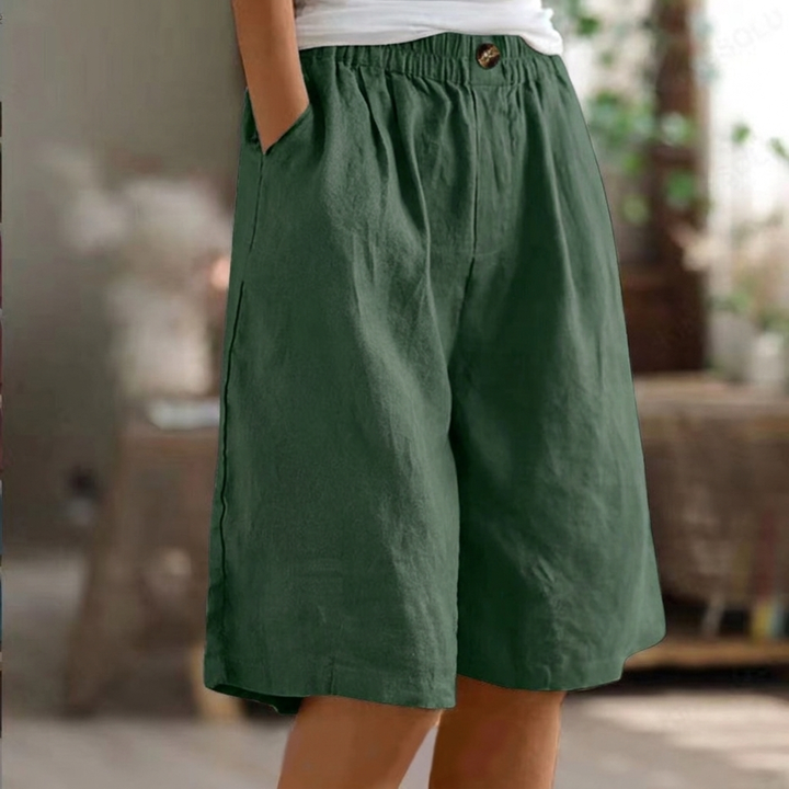 Zomerse damesshort, hoge taille en losse pasvorm, van ademend katoen linnen. Perfect voor casual dagen.