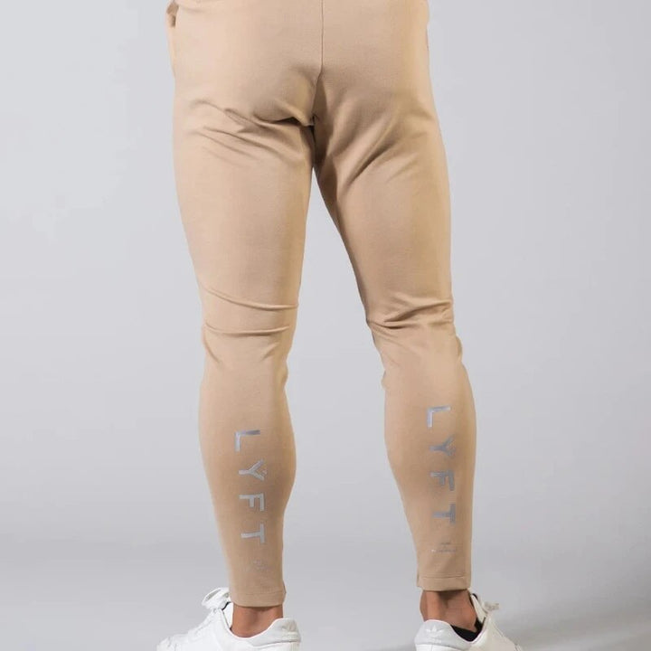 Heren tapered joggers van katoen-spandex. Duurzame, ademende stof voor optimale bewegingsvrijheid en comfort.