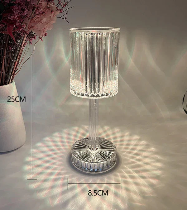 Elegante Seraphine dimbare kristallen tafellamp met LED verlichting; stijlvolle touch bediening.